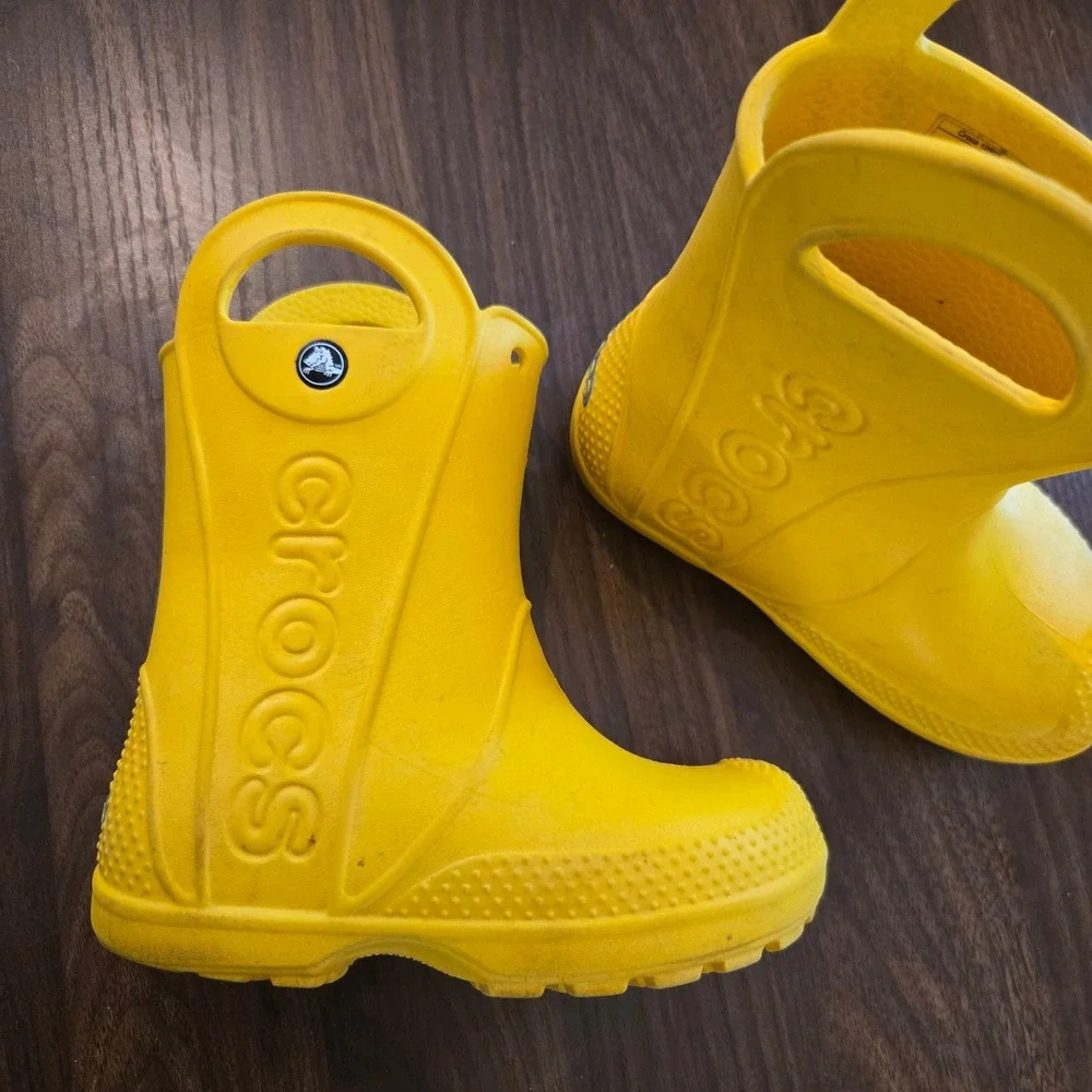 Crocs Kids Handle It Rain Boots Yellow Waterproof Slip On C9 12803
